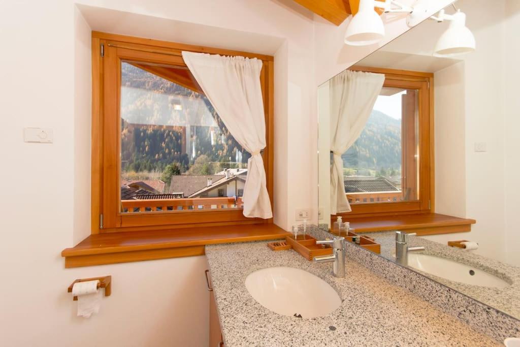 Lovely Apt In Pinzolo Val Rendena 7 Buitenkant foto