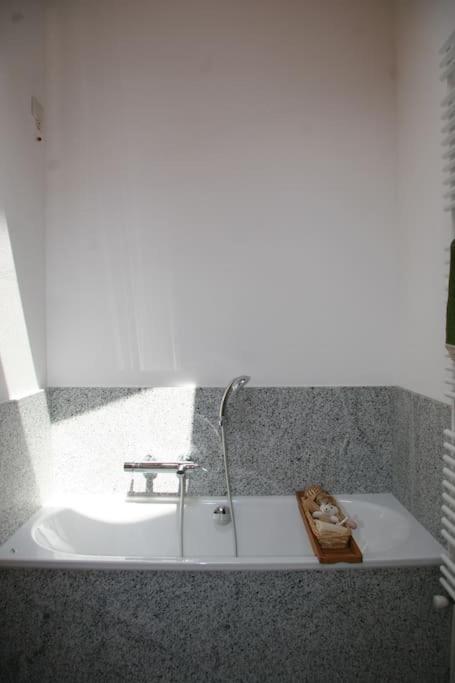 Lovely Apt In Pinzolo Val Rendena 7 Buitenkant foto