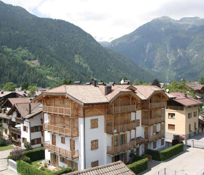 Lovely Apt In Pinzolo Val Rendena 7 Buitenkant foto